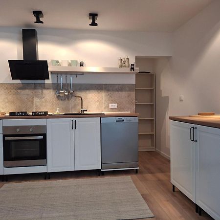 Apartmani Alma Πούλα Εξωτερικό φωτογραφία