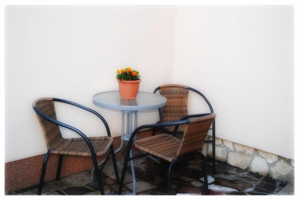 Apartmani Alma Πούλα Εξωτερικό φωτογραφία