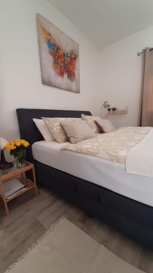 Apartmani Alma Πούλα Εξωτερικό φωτογραφία