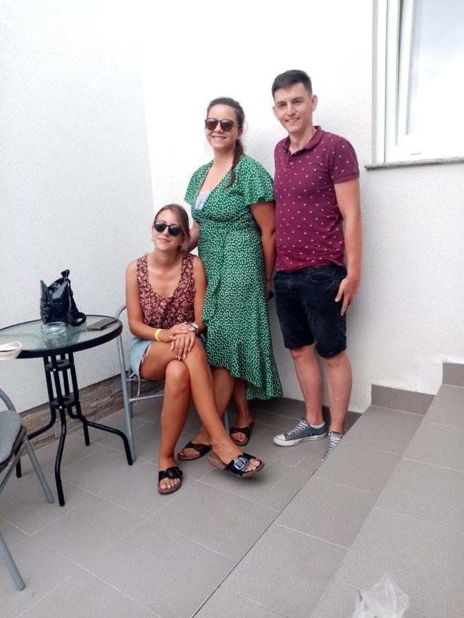 Apartmani Alma Πούλα Εξωτερικό φωτογραφία