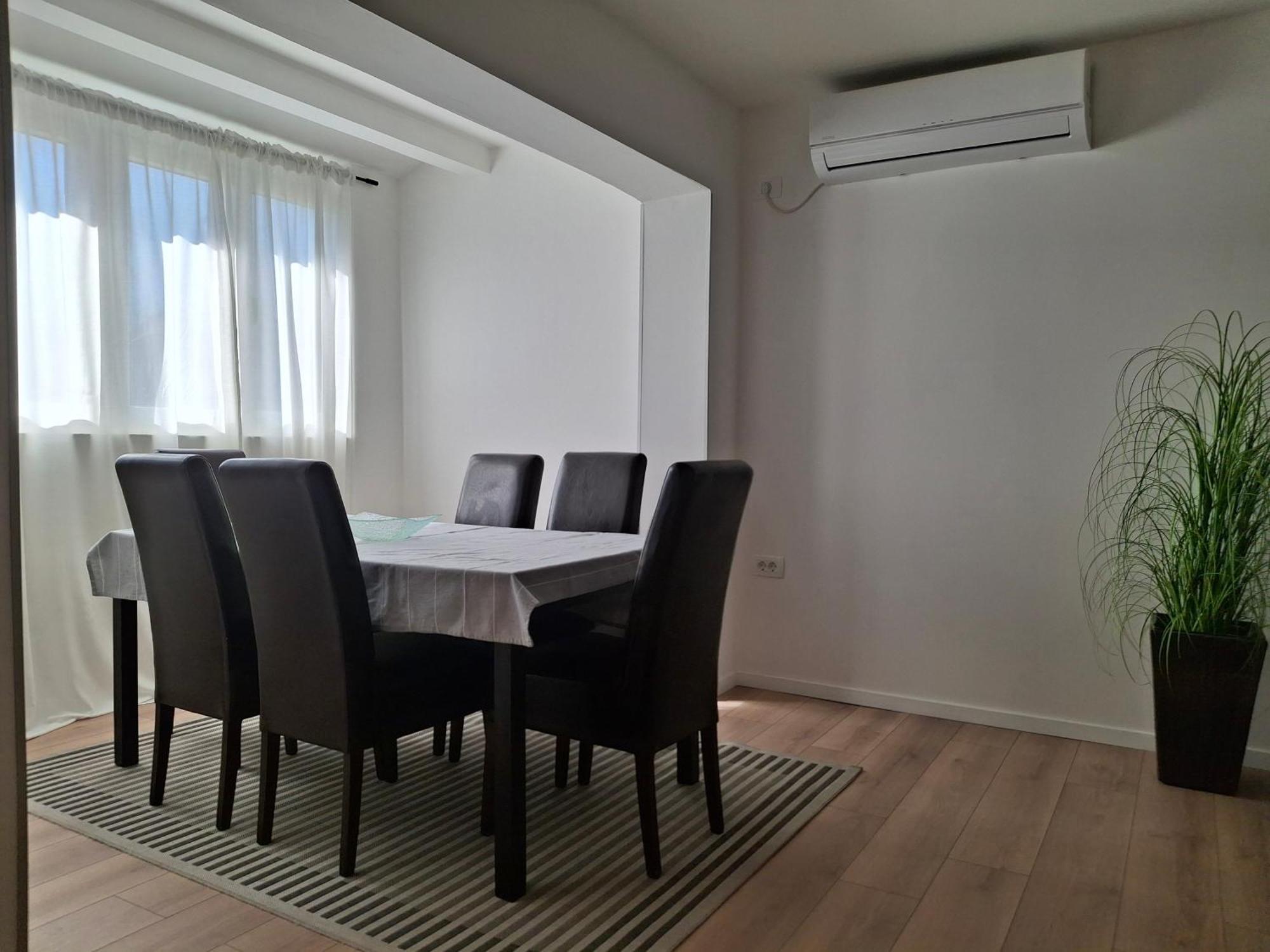 Apartmani Alma Πούλα Εξωτερικό φωτογραφία