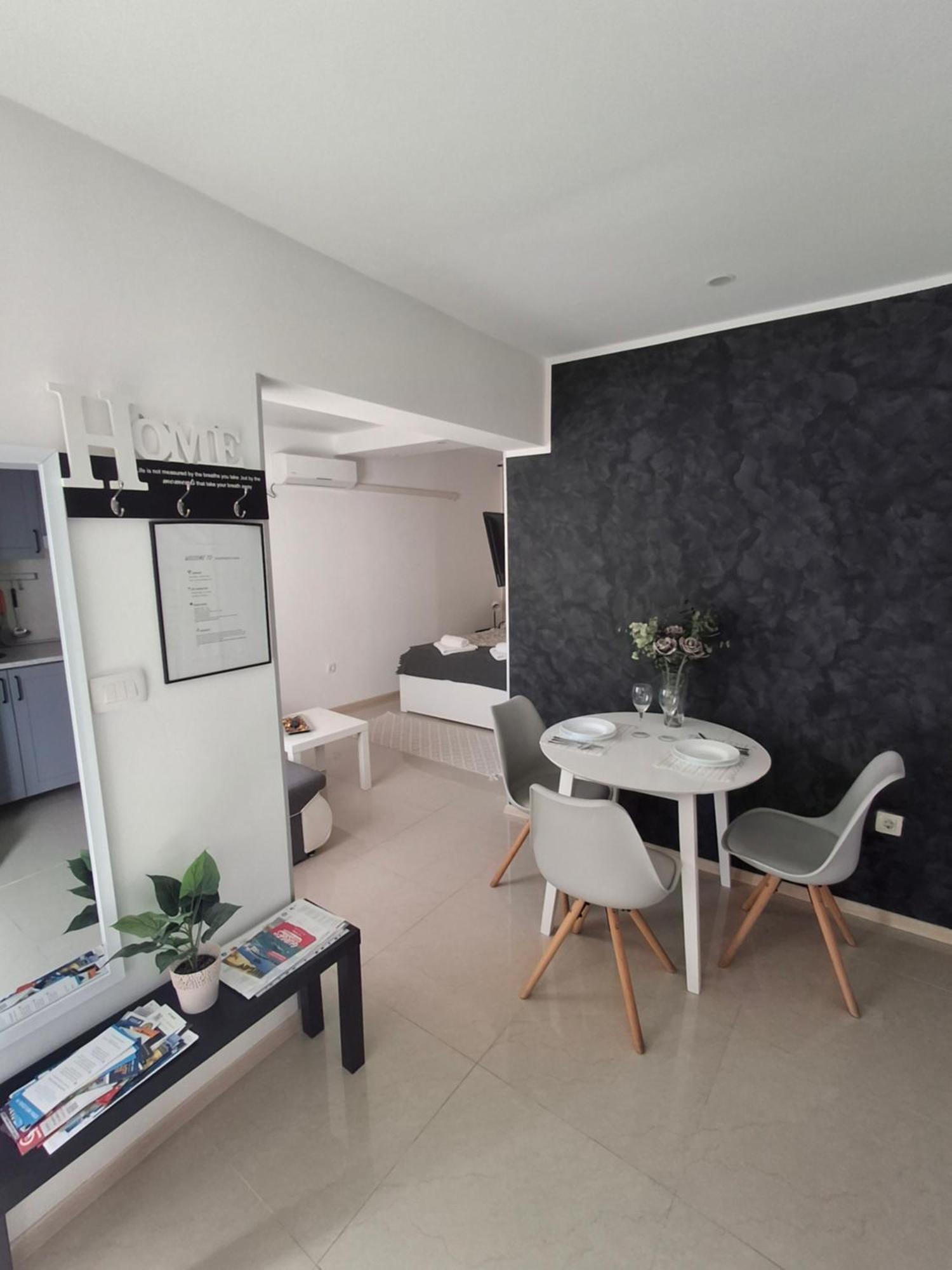 Apartmani Alma Πούλα Εξωτερικό φωτογραφία